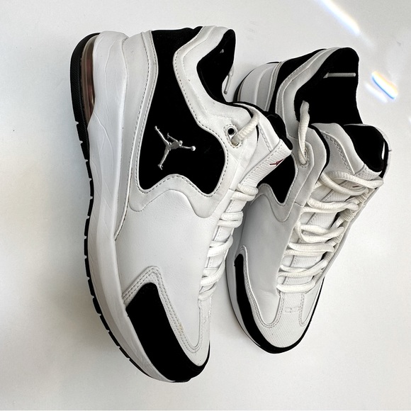 Nike Jordan MV23 (Youth) Size 7.0 (Pre-owned) - Picture 1 of 9
